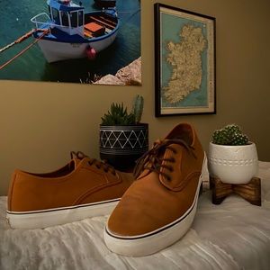Casual Men’s Shoe